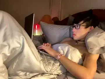 Chaturbate Nude Webcam of hottiewithabody101