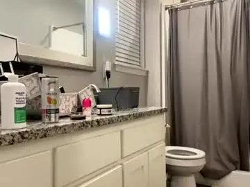 Chaturbate Free Porn Cam of hottiewithabody101