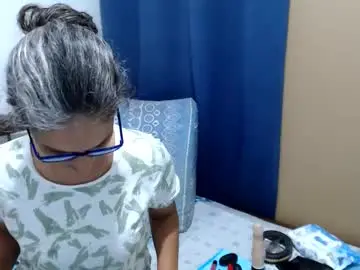 Chaturbate Best live sex cam show of kattydirty144
