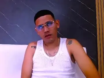 Chaturbate Adult Webcam of bryan_pirs