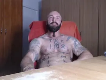 Chaturbate Live Porn of strongivan