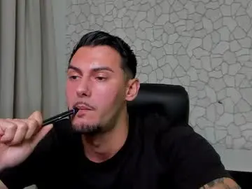 Chaturbate Nude Webcam of clintmasterss