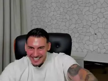 Chaturbate Live Porn of clintmasterss