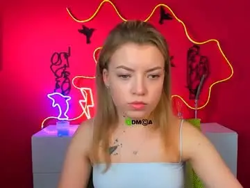 Chaturbate Best live sex cam show of lyra_donna