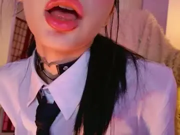 Chaturbate Live Sex Cam of dark_diva