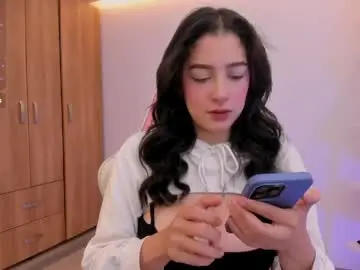 Chaturbate Live Sex Cam of kittyfeet2