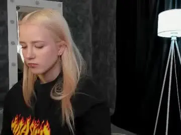 Chaturbate Watch Live Sex Cams of anellyball_