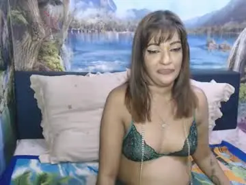 Chaturbate Best live sex cam show of indianaqua79