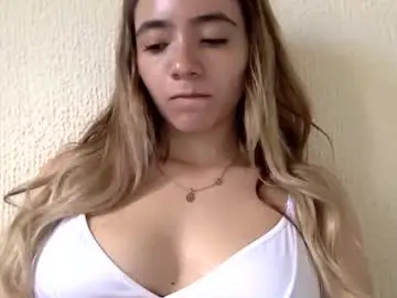 Chaturbate Adult Webcams of majo_gomezz