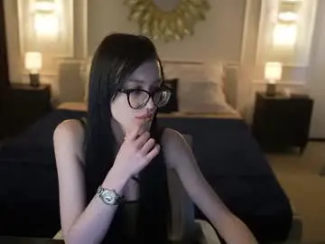 Chaturbate Free Live Porn of bright_diamonds_054