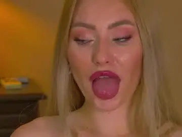 Chaturbate Best live sex cam show of misshanight