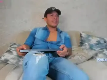 Chaturbate Best live sex cam show of oliverwyse