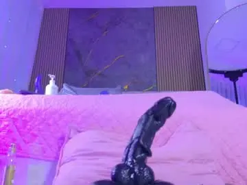 Chaturbate Sex Cam of muriel_belovv