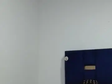 Chaturbate Adult Video Chat of lolabloomx