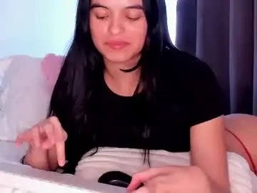 Chaturbate Live Sex Cam of bella_musee