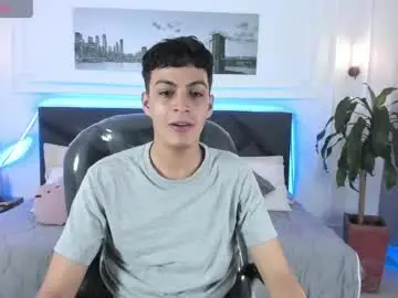 Chaturbate Live Sex Cam of jeremias_1