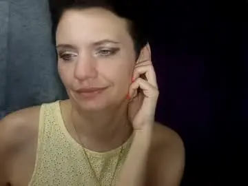 Chaturbate Sex Chat of hotmamaqueen234