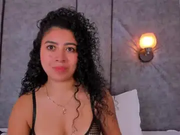 Chaturbate Free Porn Cam of thara_webstter