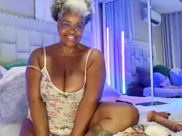 Chaturbate Watch Live Sex Cams of mamigilf66