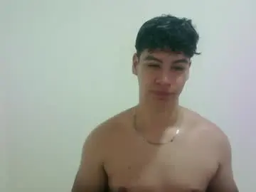Chaturbate Live Sex Cam of zeus_183