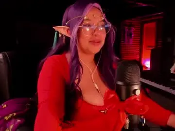 Chaturbate Watch Live Sex Cams of maggie_queen