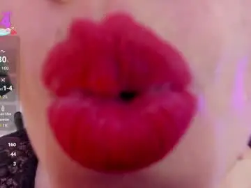 Chaturbate Live Sex Cam of channelfox__