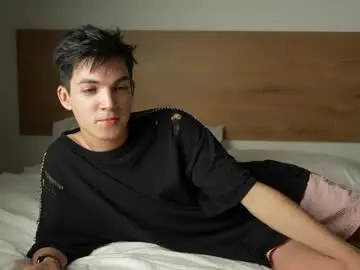 Chaturbate Best live sex cam show of mattyaiden