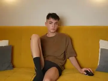 Chaturbate Watch Live Sex Cams of mattyaiden