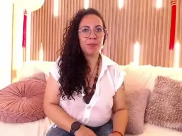 Chaturbate Live Porn of velvet_curly