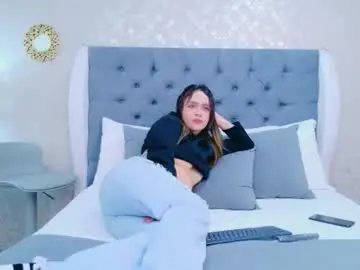 Chaturbate Live Sex Cam of zoewilliis