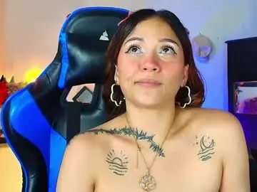 Chaturbate Live Sex Cam of alisson_zafiro