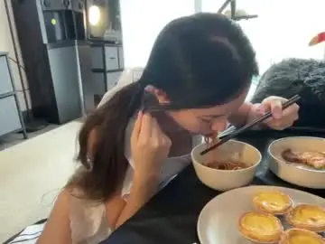 Chaturbate Sex Chat of lunalovesuuuuu