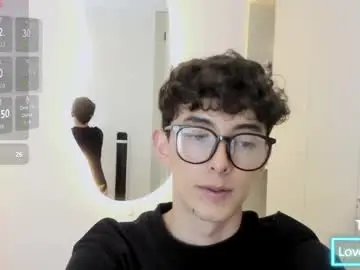 Chaturbate Nude Webcam of mikebelf4