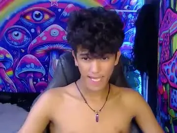 Chaturbate Watch Live Sex Cams of ken_bigcockxx