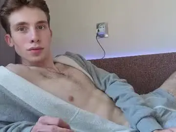 Chaturbate Sex Cam of cute_brian