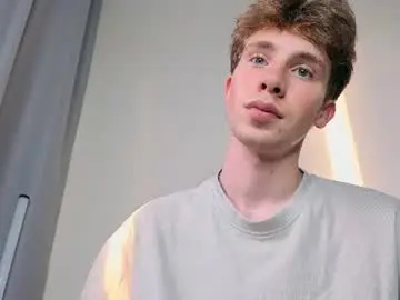 Chaturbate Adult Video Chat of cute_brian