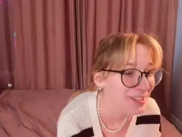 Chaturbate Best live sex cam show of eileencrowday