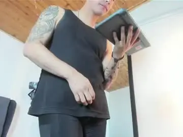 Chaturbate Sex Cam of marcos_vieyra