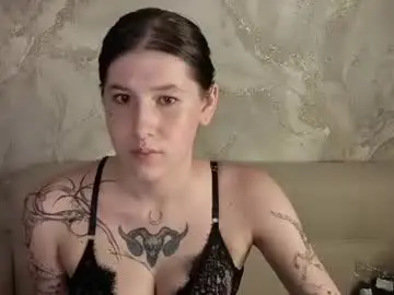 Chaturbate Sex Chat of ester_henderson