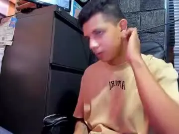 Chaturbate Live Porn of g_lincoln