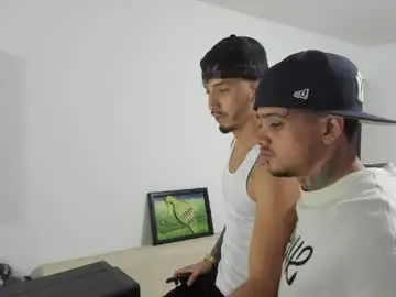 Chaturbate Free Live Porn of noahscott1