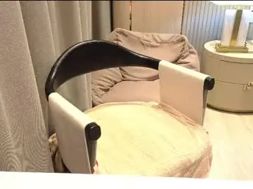 Chaturbate Live Sex Cam of deedeedoll