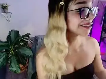 Chaturbate Nude Webcam of dahnia_cruz