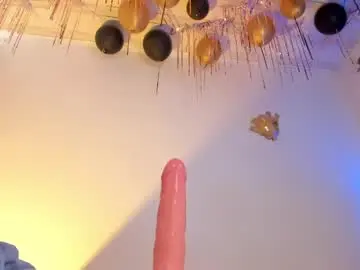 Chaturbate Live Porn of flylia_