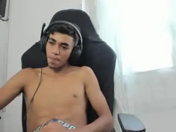 Chaturbate Sex Chat of alienbigcock_01