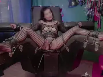 Chaturbate Best live sex cam show of kenllyhot_and_valeriahell
