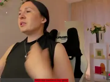 Chaturbate Live Porn of lea_shadom