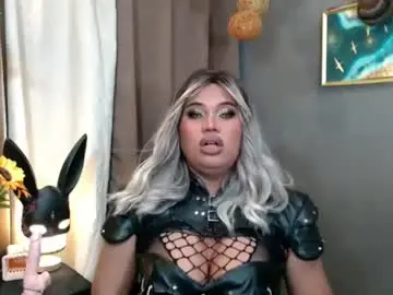 Chaturbate Free Live Porn of cellinekittcumerr