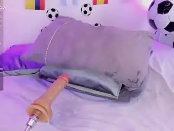 Chaturbate Watch Live Sex Cams of emmarouss1