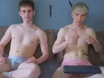 Chaturbate Watch Live Sex Cams of pupsenish